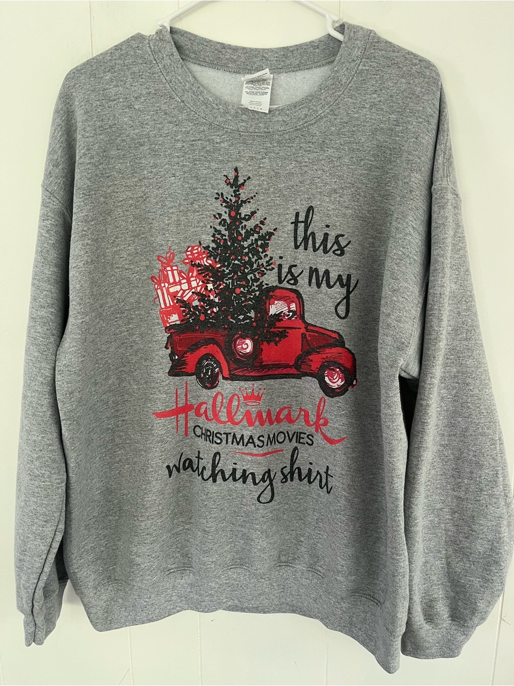 Hallmark Watching Christmas Movies Crewneck Gray Sweatshirt
Holidays Size Large - Picture 10 of 11